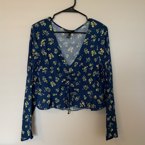 Floral Ruched Peplum Cropped Top - Picture 1 of 4